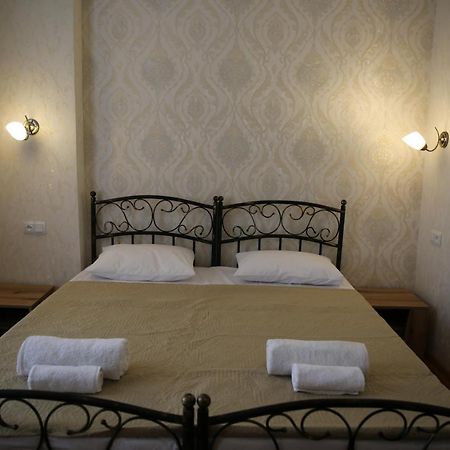 Lalis Apartment Tbilisi Buitenkant foto